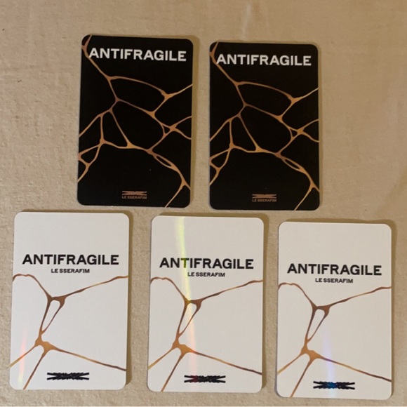 Le Sserafim Synnara POB set (discounted shipping!) - Picture 2 of 2